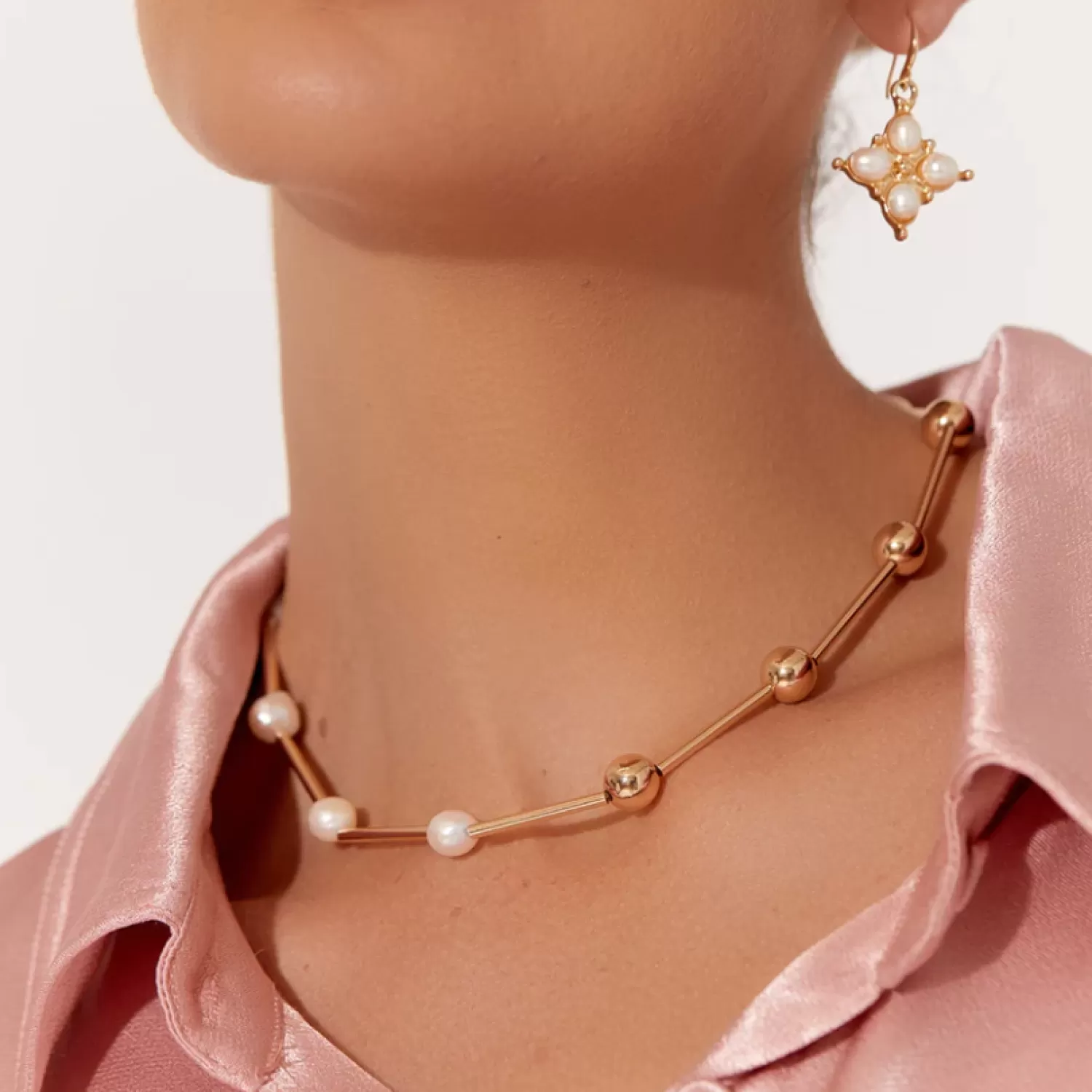 Adorne Jewellery*Ball Pearl Half/Half Short Necklace - Cream/Gold - AD10