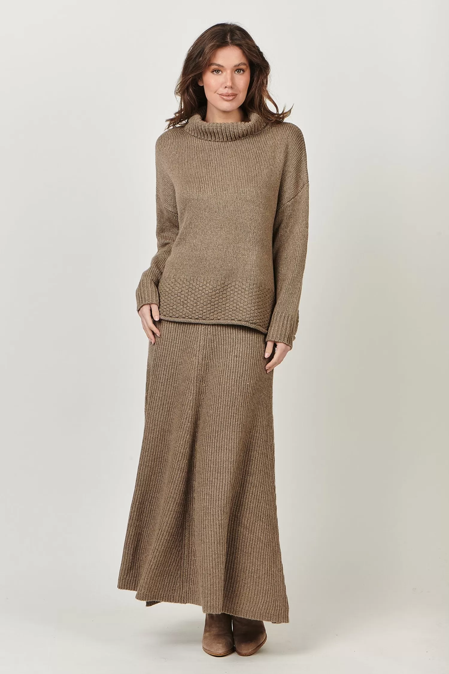 Naturals By O & J Jumpers & Knitwear*Cashmere Khaki Jumper - OJ36