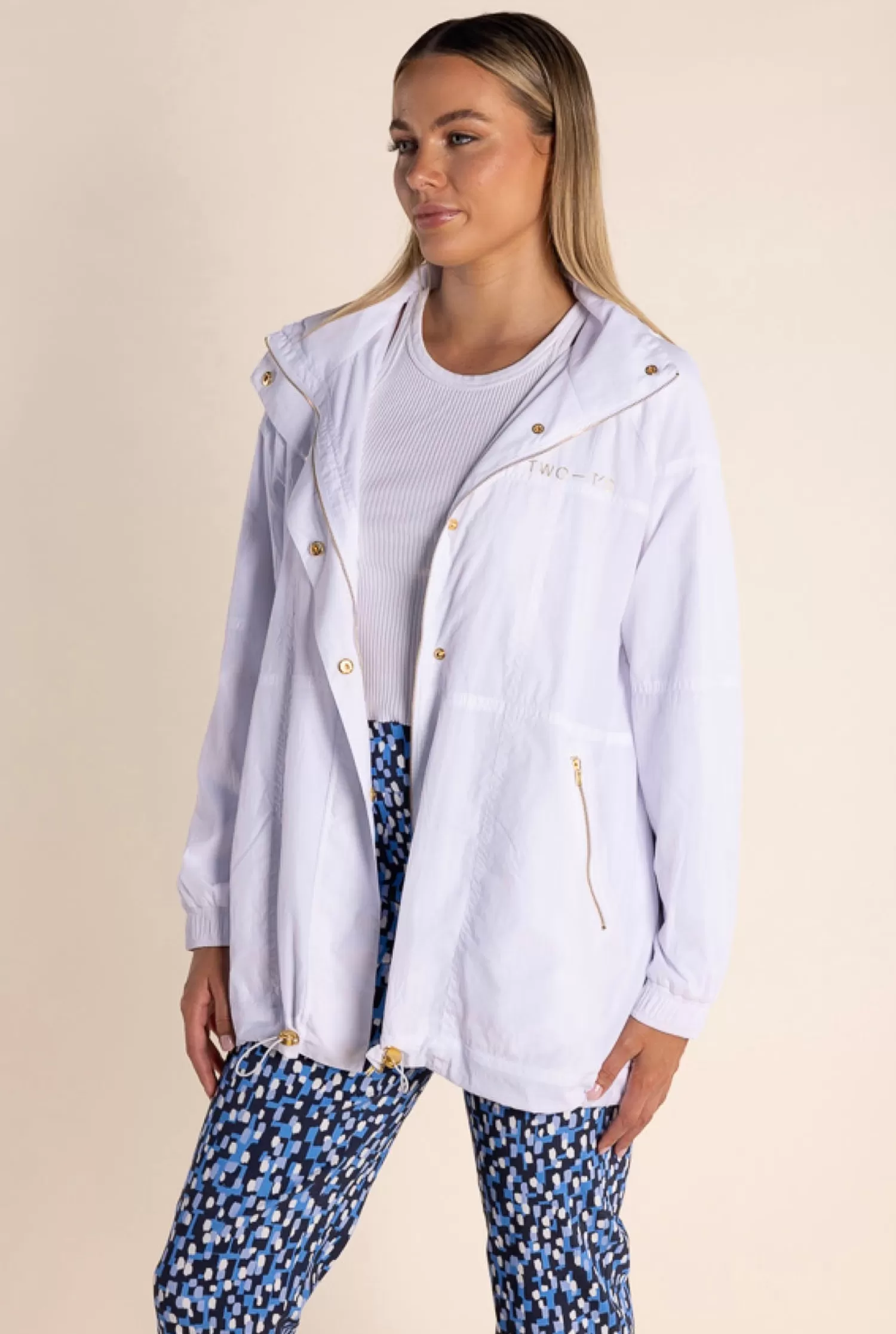 Two-T's Coats & Jackets*Chloe Spray Jacket - White/Gold Logo - TT49
