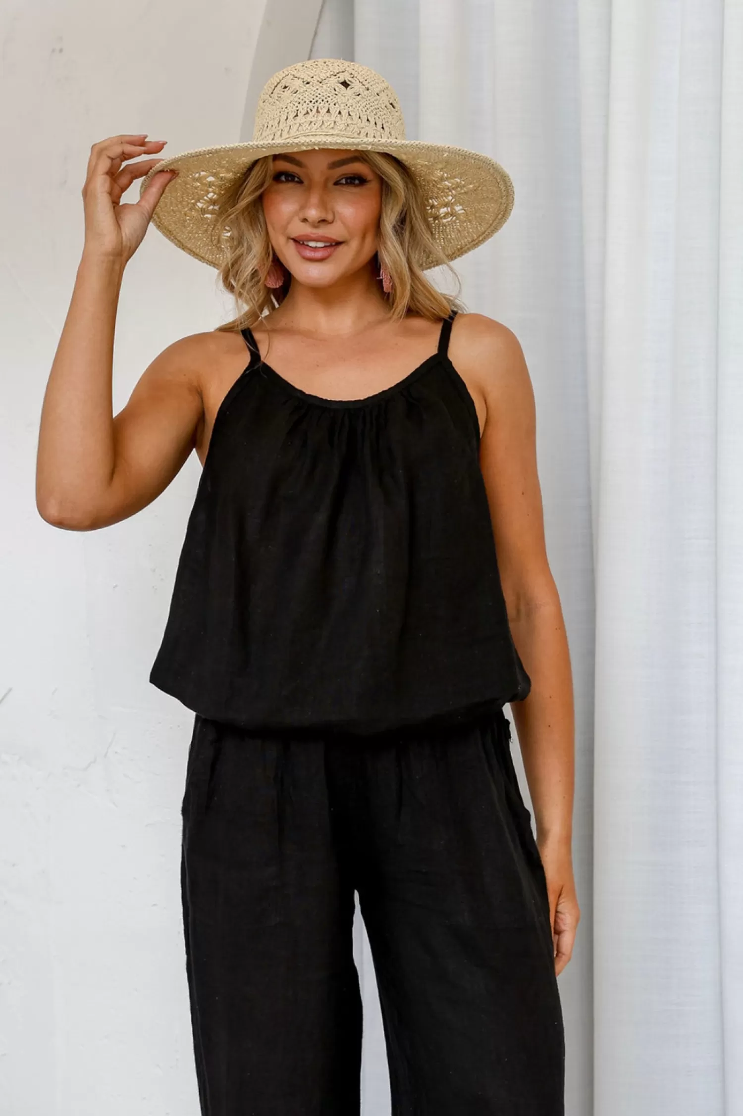 Free Angel Linen Lovers | Shirts & Tops*Comodo Singlet Top - Black - FA26