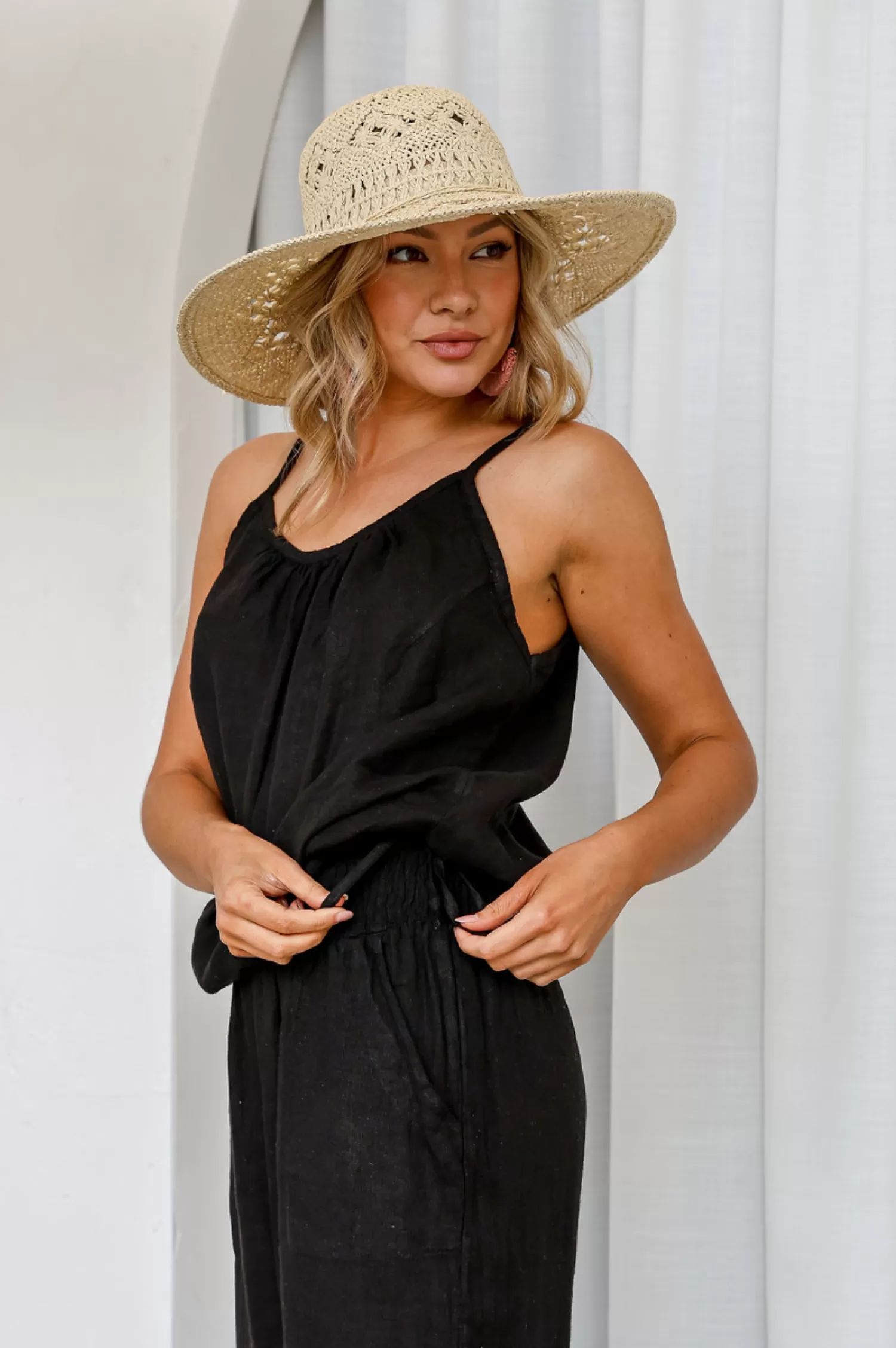 Free Angel Linen Lovers | Shirts & Tops*Comodo Singlet Top - Black - FA26