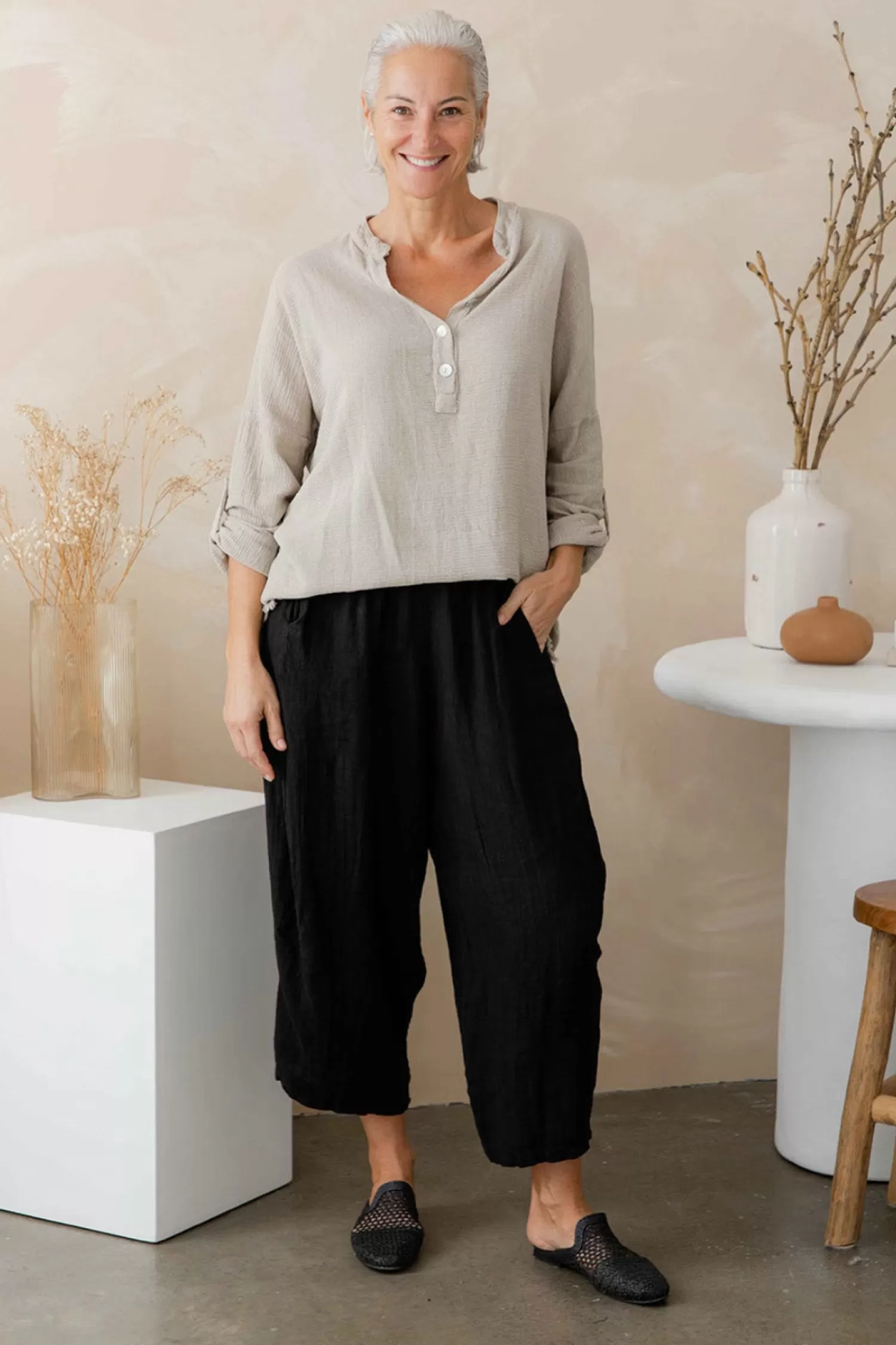 The Italian Cartel Linen Lovers | Ladies Pants*Fern Pants - Black - IC45