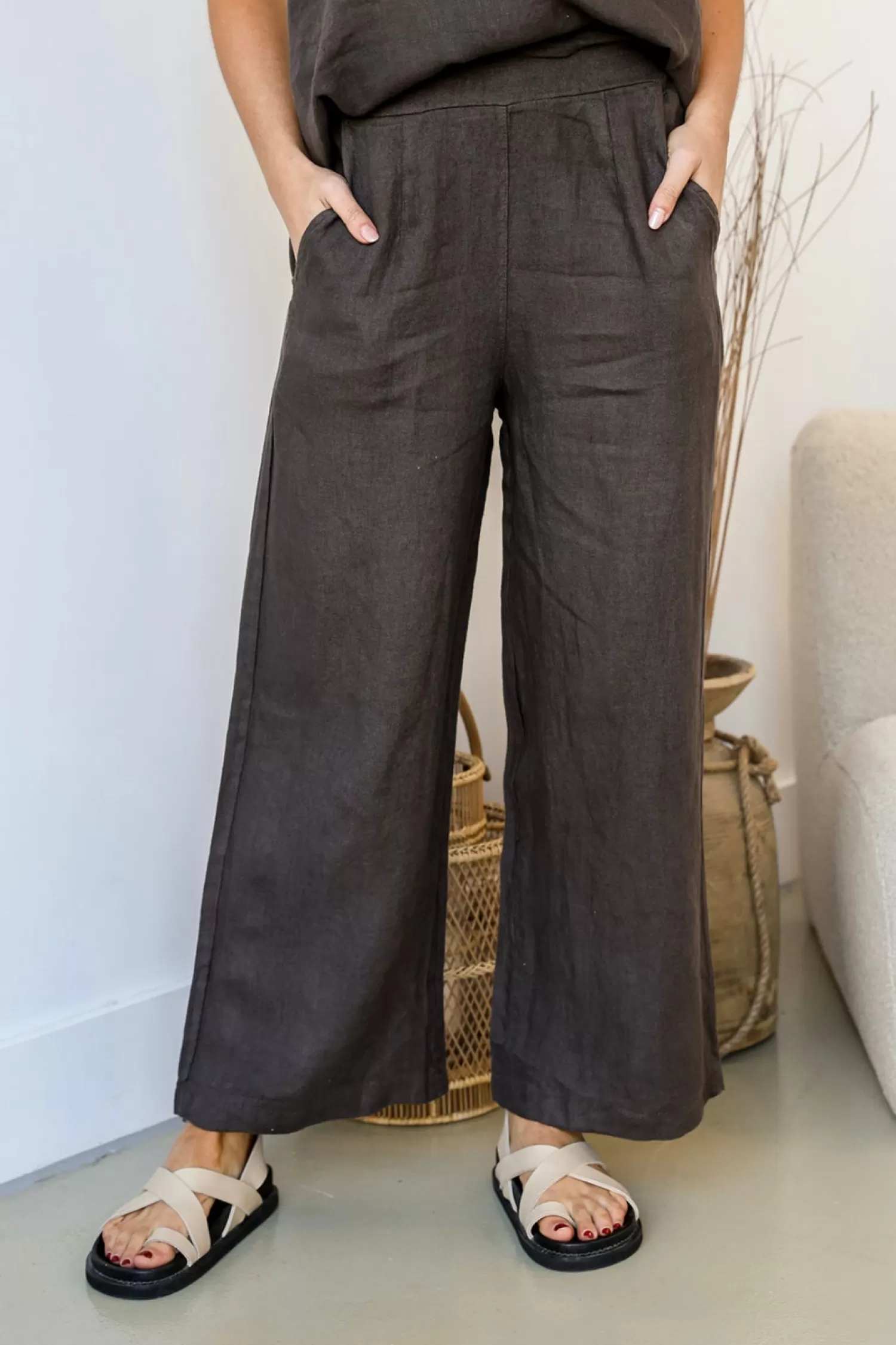 Free Angel Linen Lovers | Ladies Pants*Fleur Pant - Chocolate - FA29
