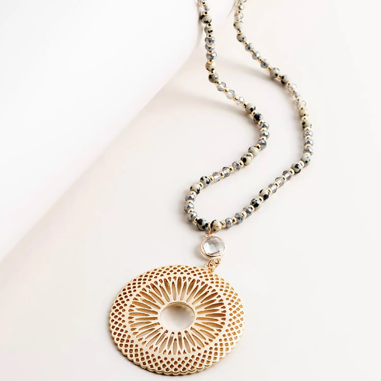 Spice Up Jewellery*Grey Beaded Chain & Gold Disc - SM6
