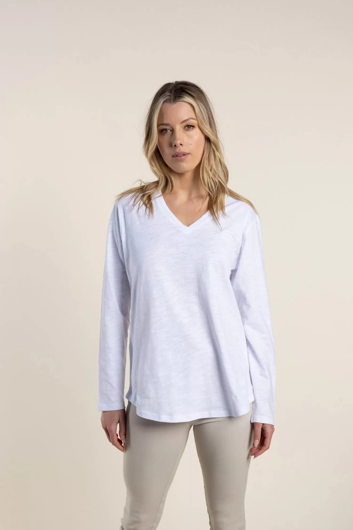Two-T's Shirts & Tops*Halli Long Sleeve Tee - White- TT39
