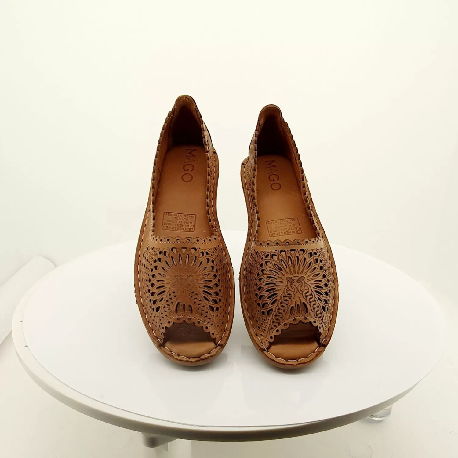 Mago Flats*Kelly Flat - Tan - MG4