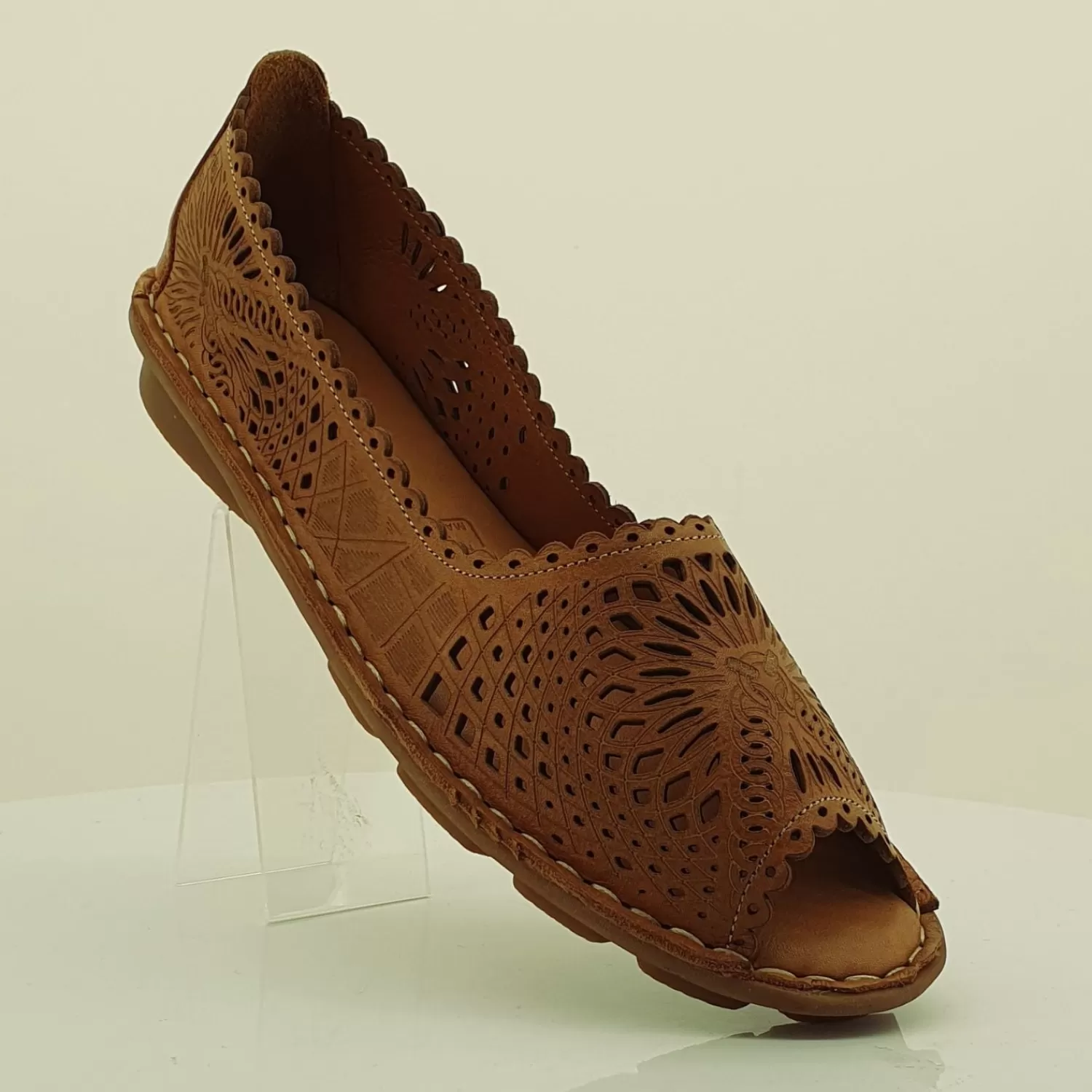Mago Flats*Kelly Flat - Tan - MG4
