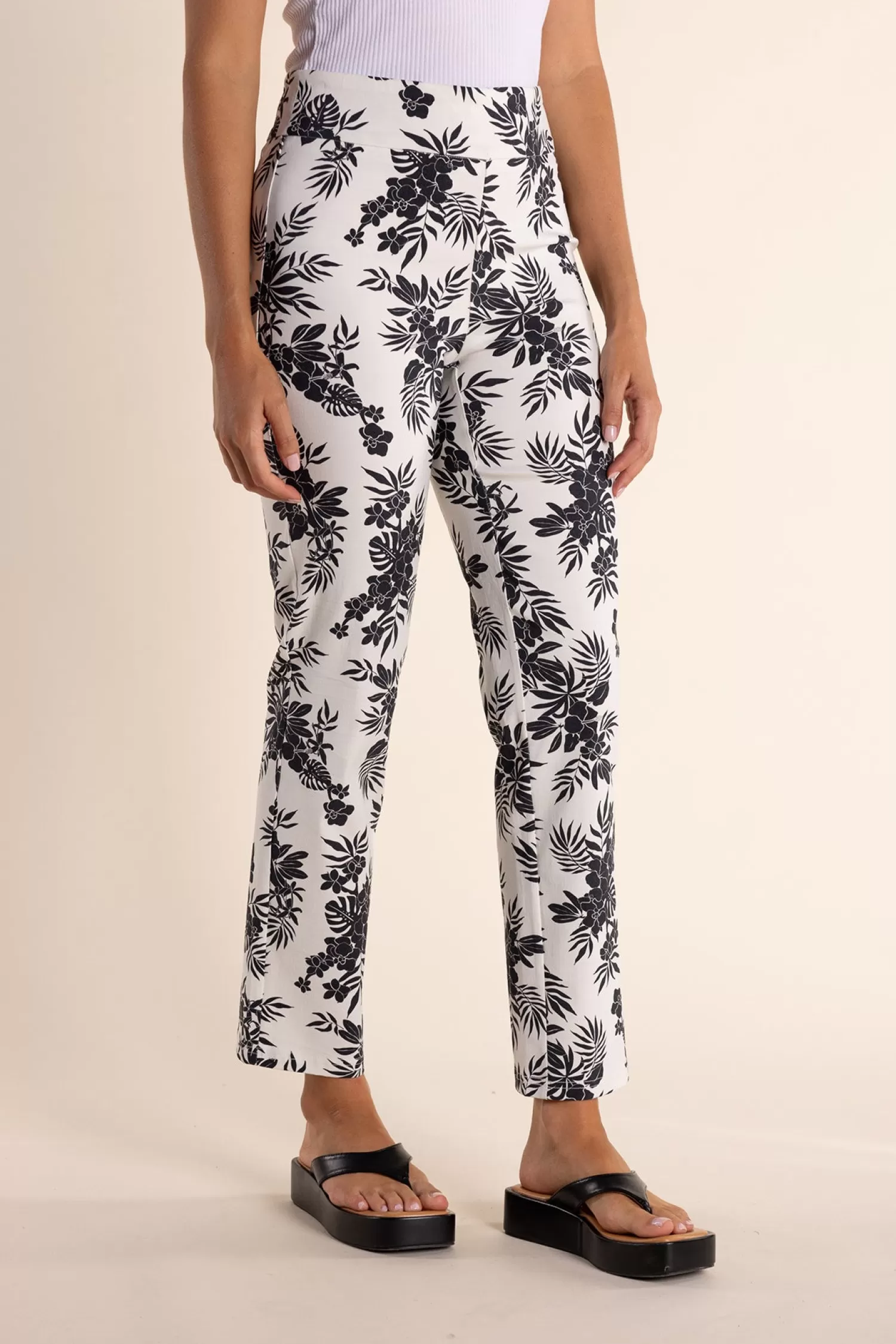 Two-T's Ladies Pants*Leaf Print Pant - Black/White - TT24