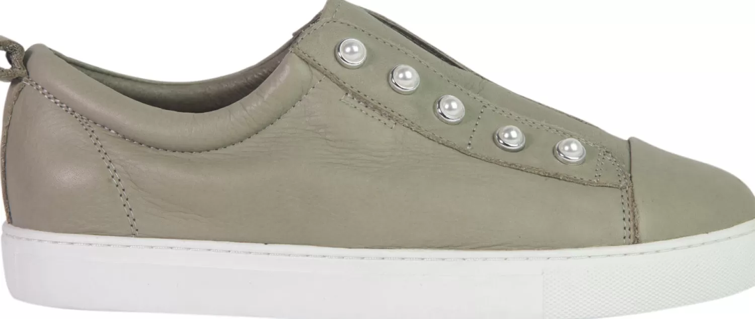 Hinako Sneakers*Light Green Pearl Sneaker - HN1
