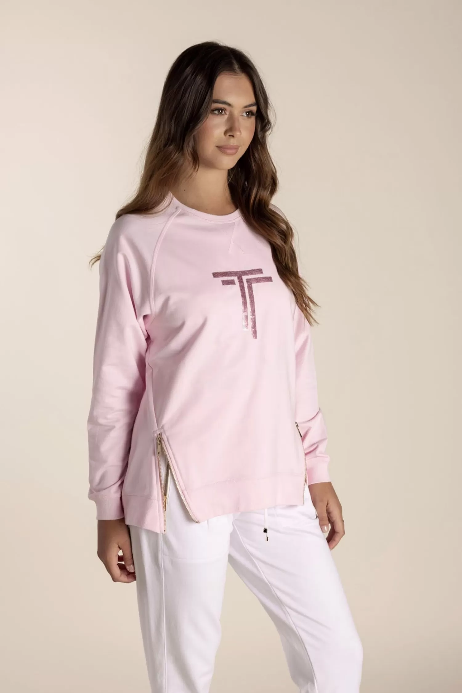 Two-T's Jumpers & Knitwear*Logo Sweater - Pale Pink - TT17