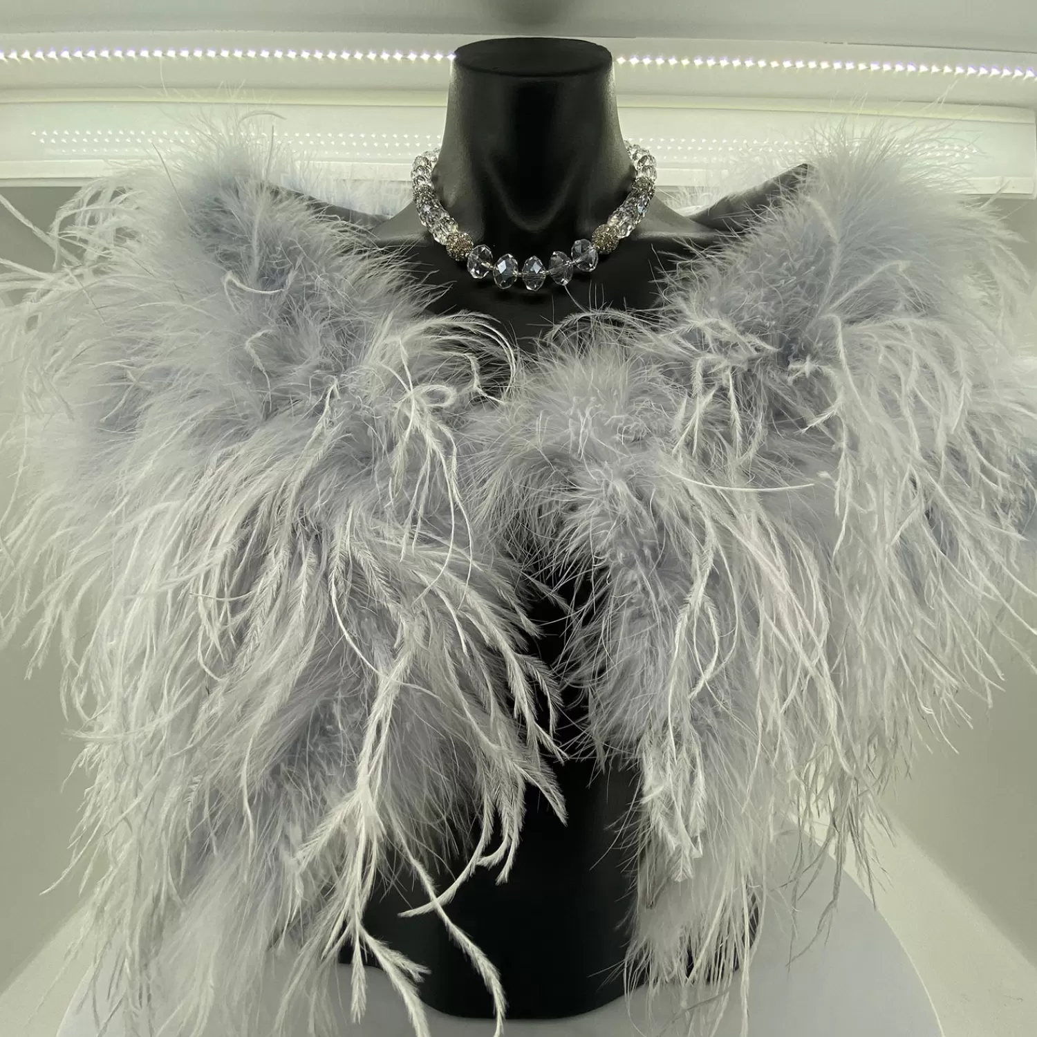 Pizazz Boutique Feather Wraps*Ostrich Feather Shrug | Light Grey | FI2