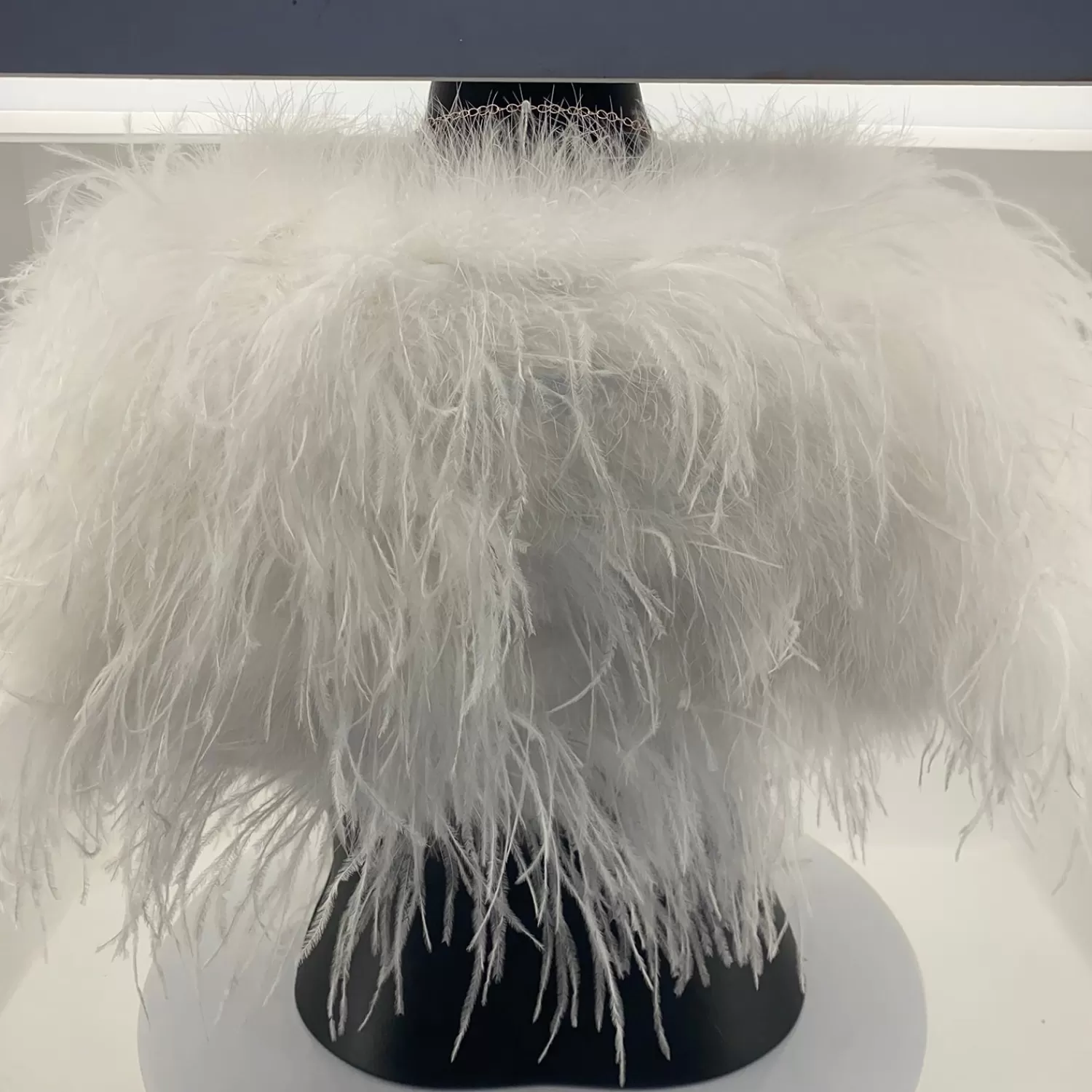 Pizazz Boutique Feather Wraps*Ostrich Feather Shrug - White - FI2