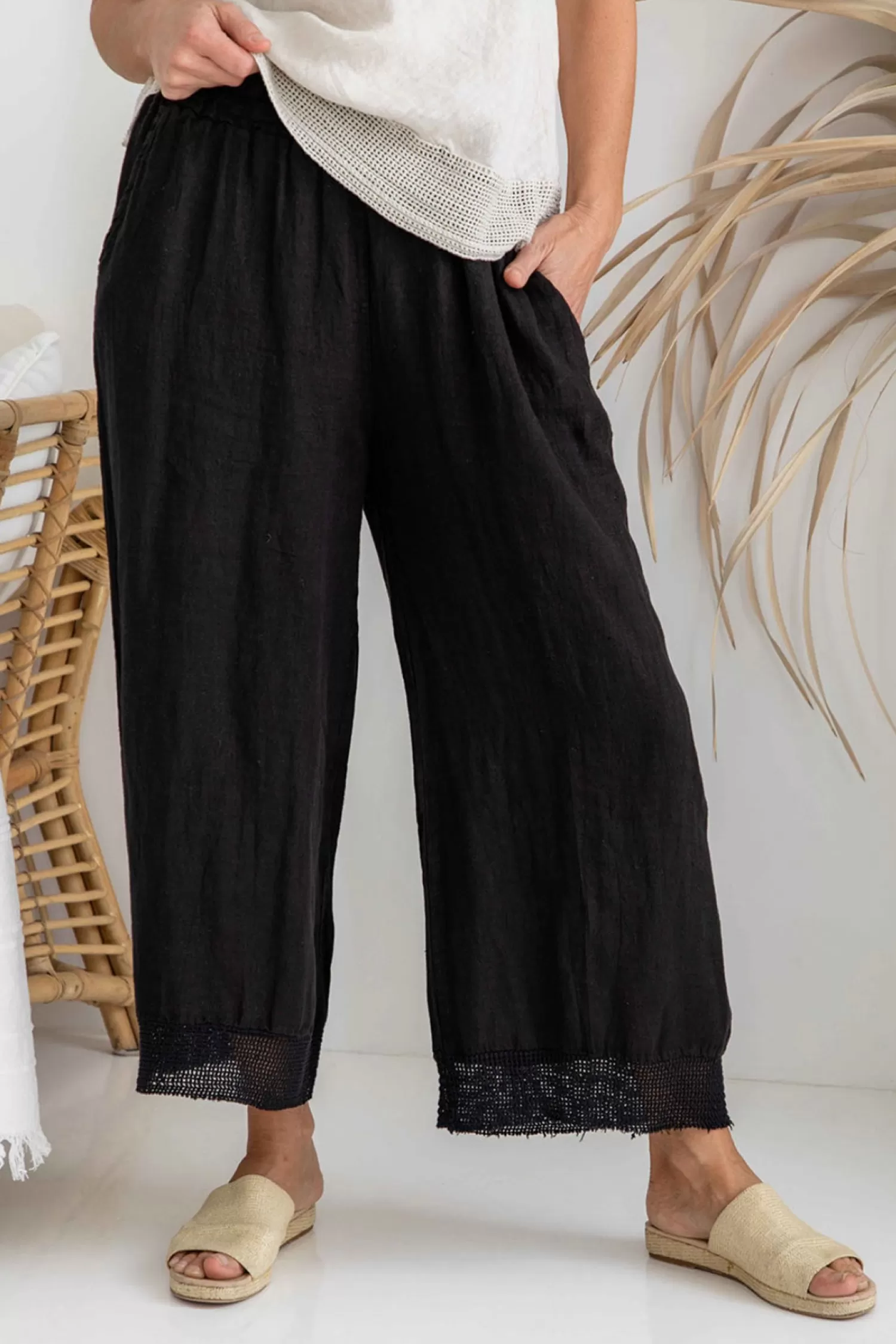 The Italian Cartel Ladies Pants*Paneta Pant - Black - IC28