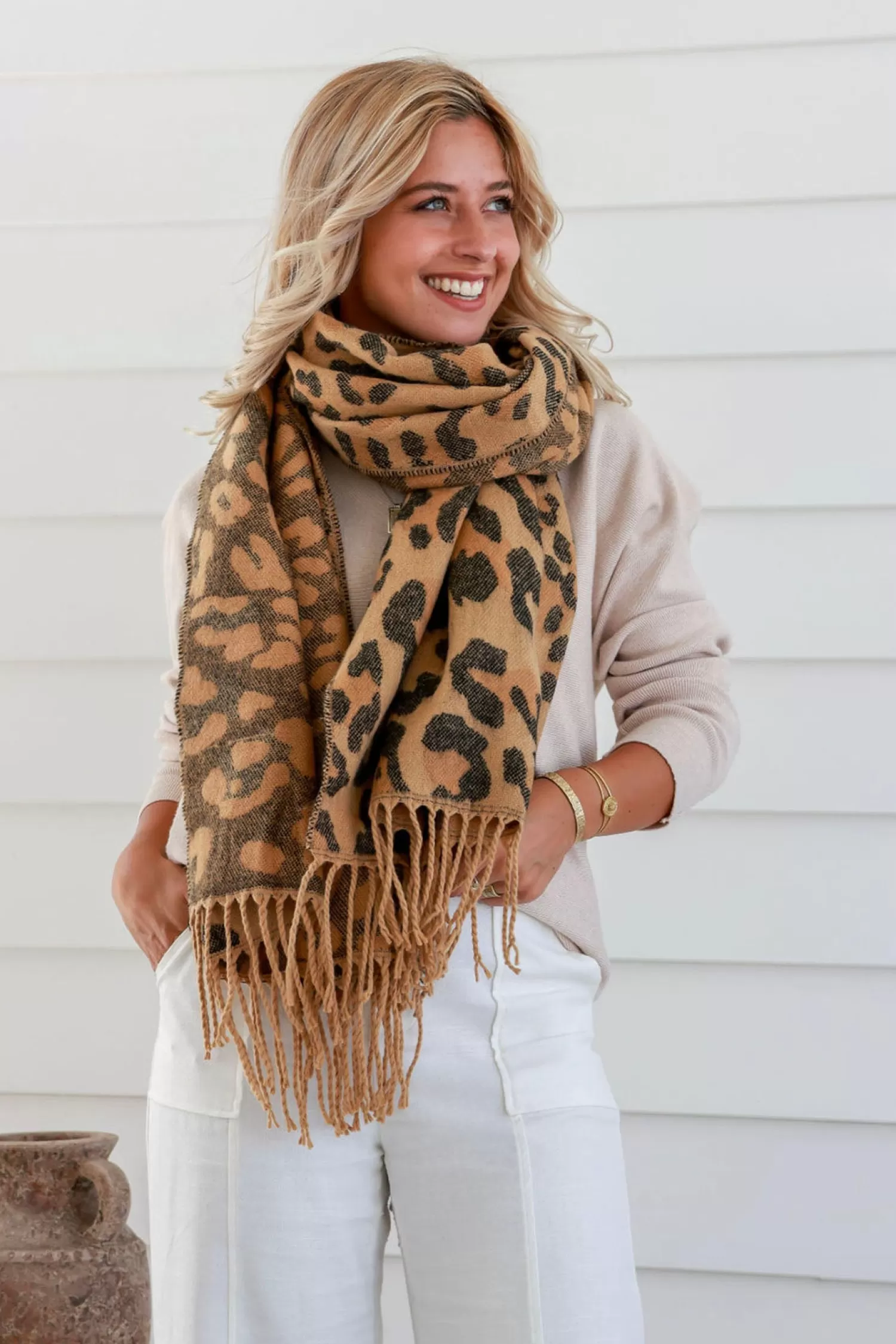 Spice Up Scarves & Wraps*Reversable Animal Print Scarf | SU2
