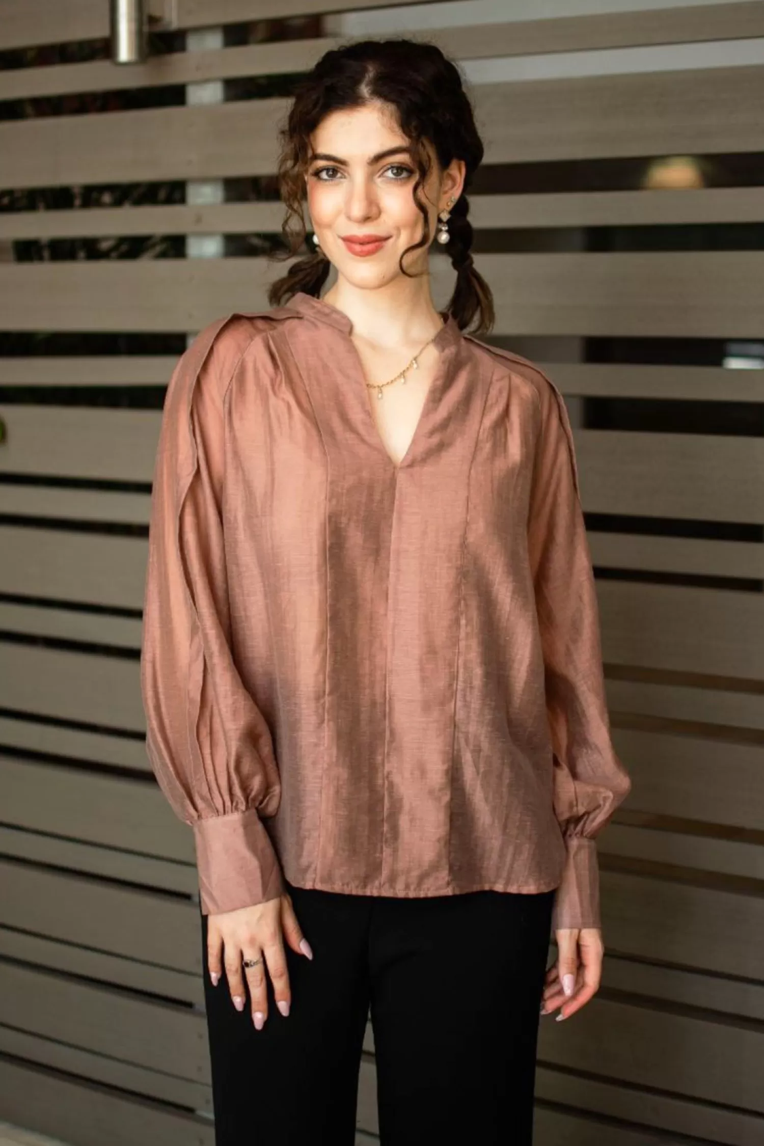 Pizazz Boutique Shirts & Tops*Riley Shirt - Latte - SO13