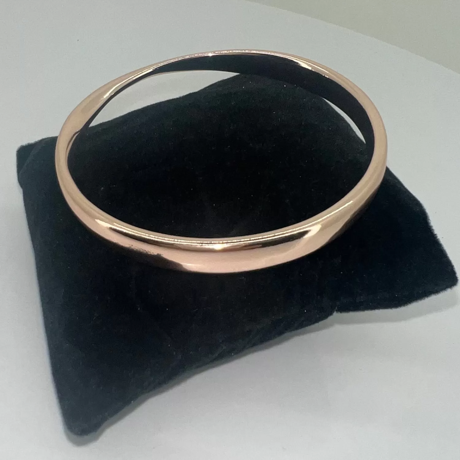 Spice Up Jewellery*Rose Gold Plated Twist Bangle - SJ1