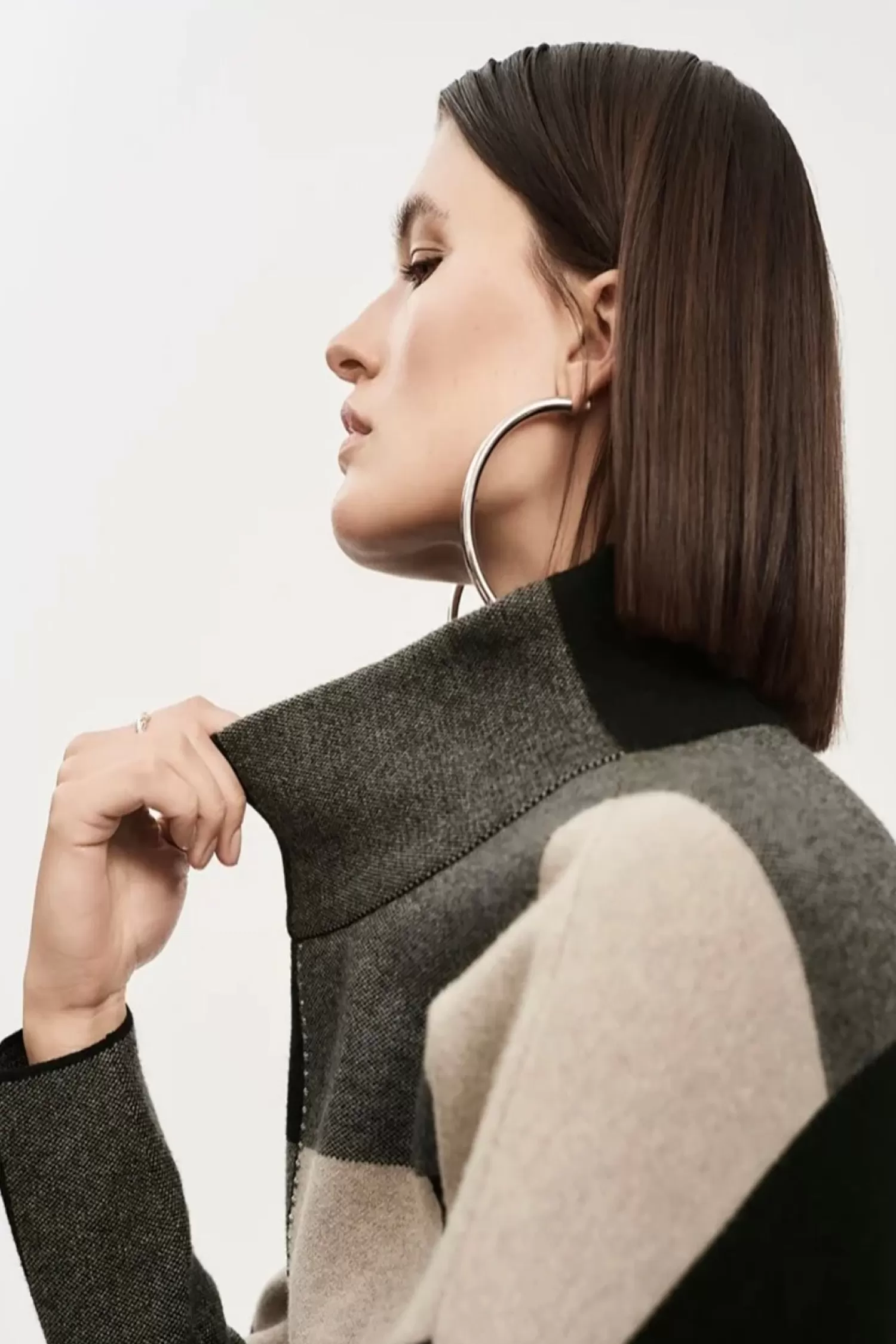 Joseph Ribkoff Jumpers & Knitwear*Studded Detail Knit - Taupe Melange/Black - JR17