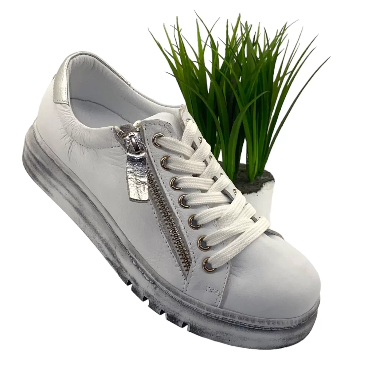 Rilassare Sneakers*Tatter Sneaker - White/Silver - RS3