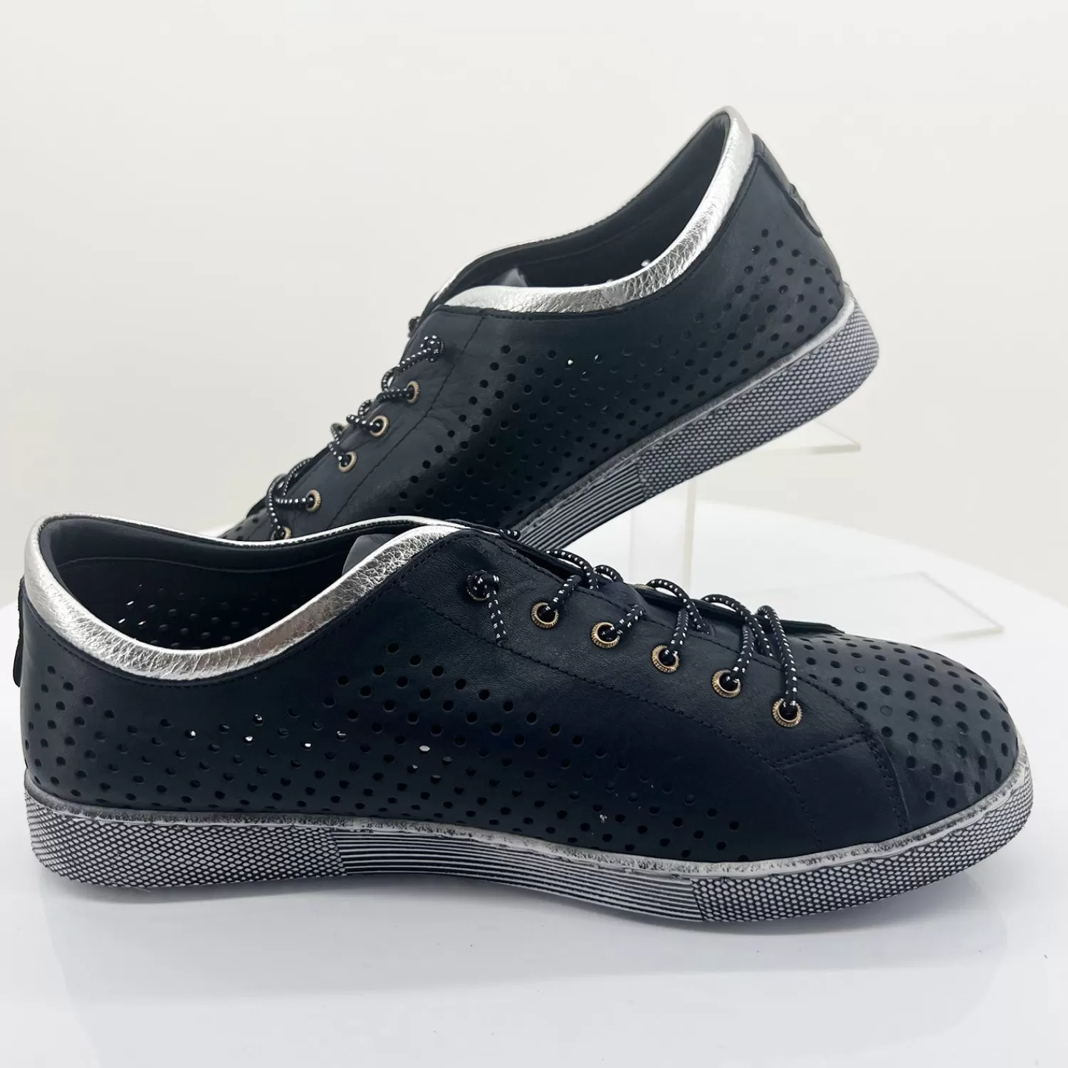 Rilassare Sneakers*Tatura Leather Sneaker | RS19