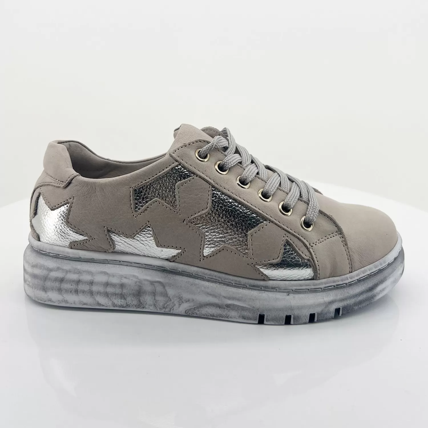 Rilassare Sneakers*Taupe Silver Taipei Sneaker - RS35