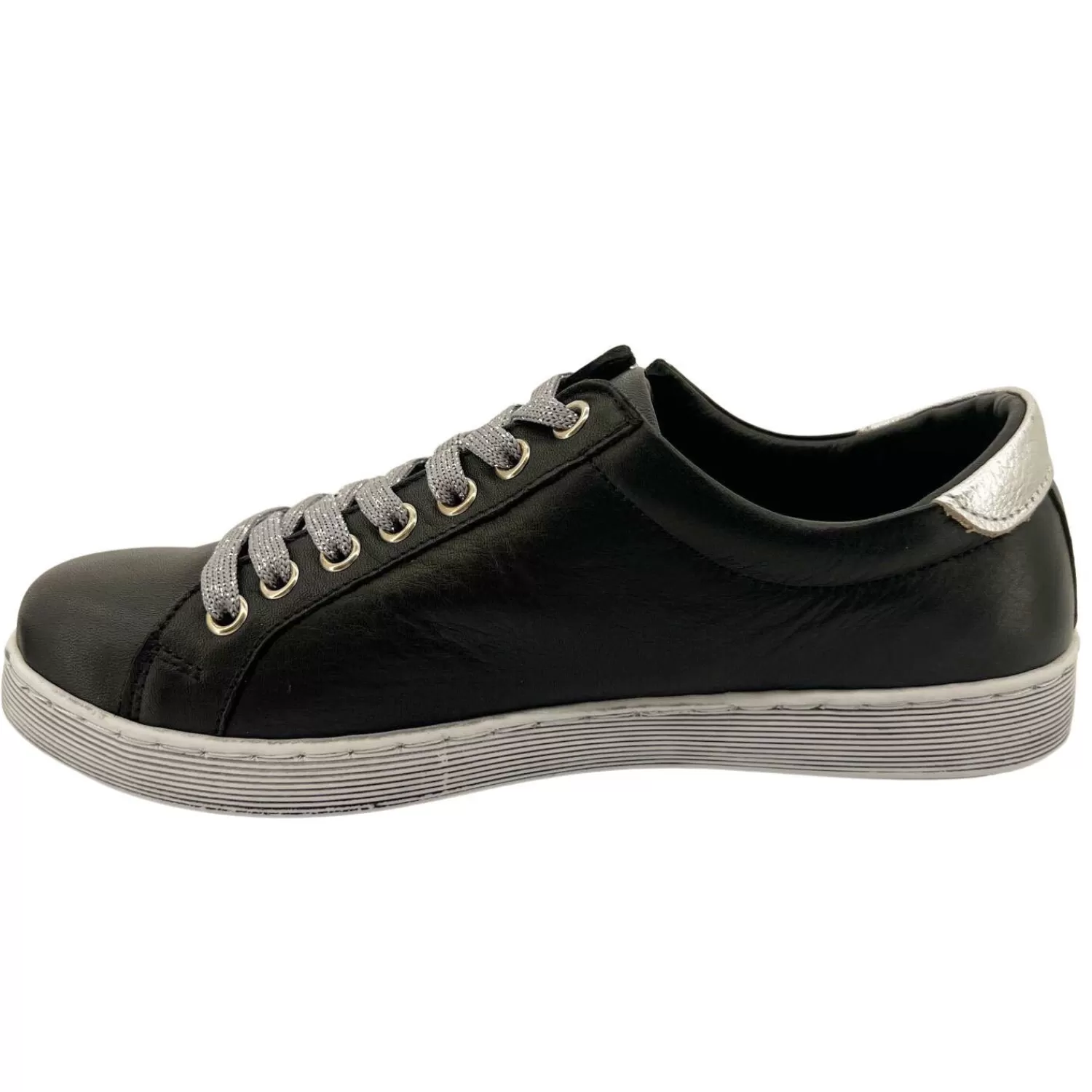 Rilassare Sneakers*Token Sneaker | Black/Silver | RS11s