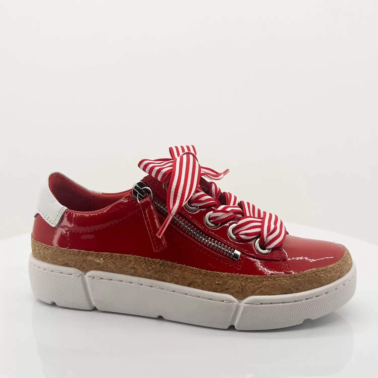 Django & Juliette Casual Shoes | Sneakers*Torayne Red & White Sneaker - DJ40