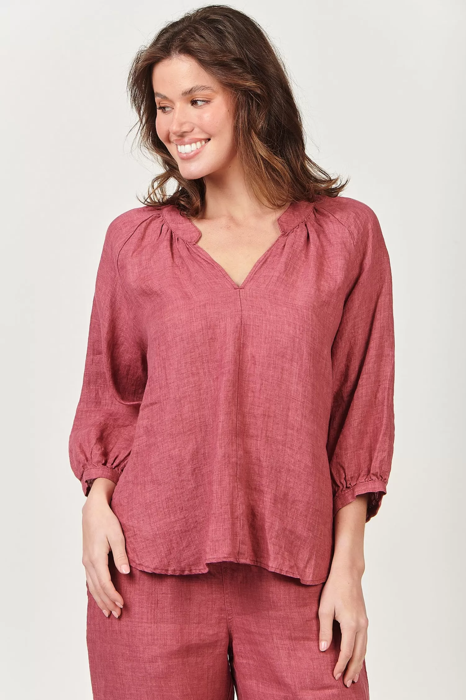Naturals By O & J Linen Lovers | Shirts & Tops*Trudy V-Neck Linen Top - Rhubarb - OJ24