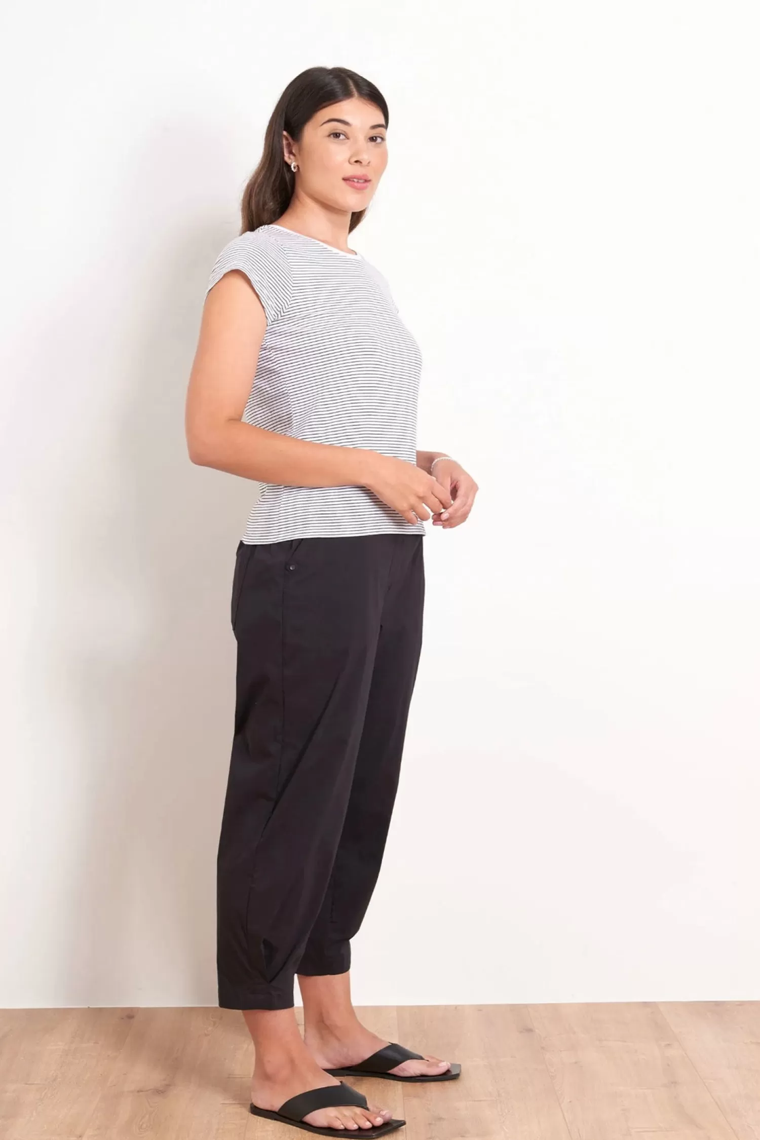 Foil Ladies Pants*Up The Volume Pant - Black - F5