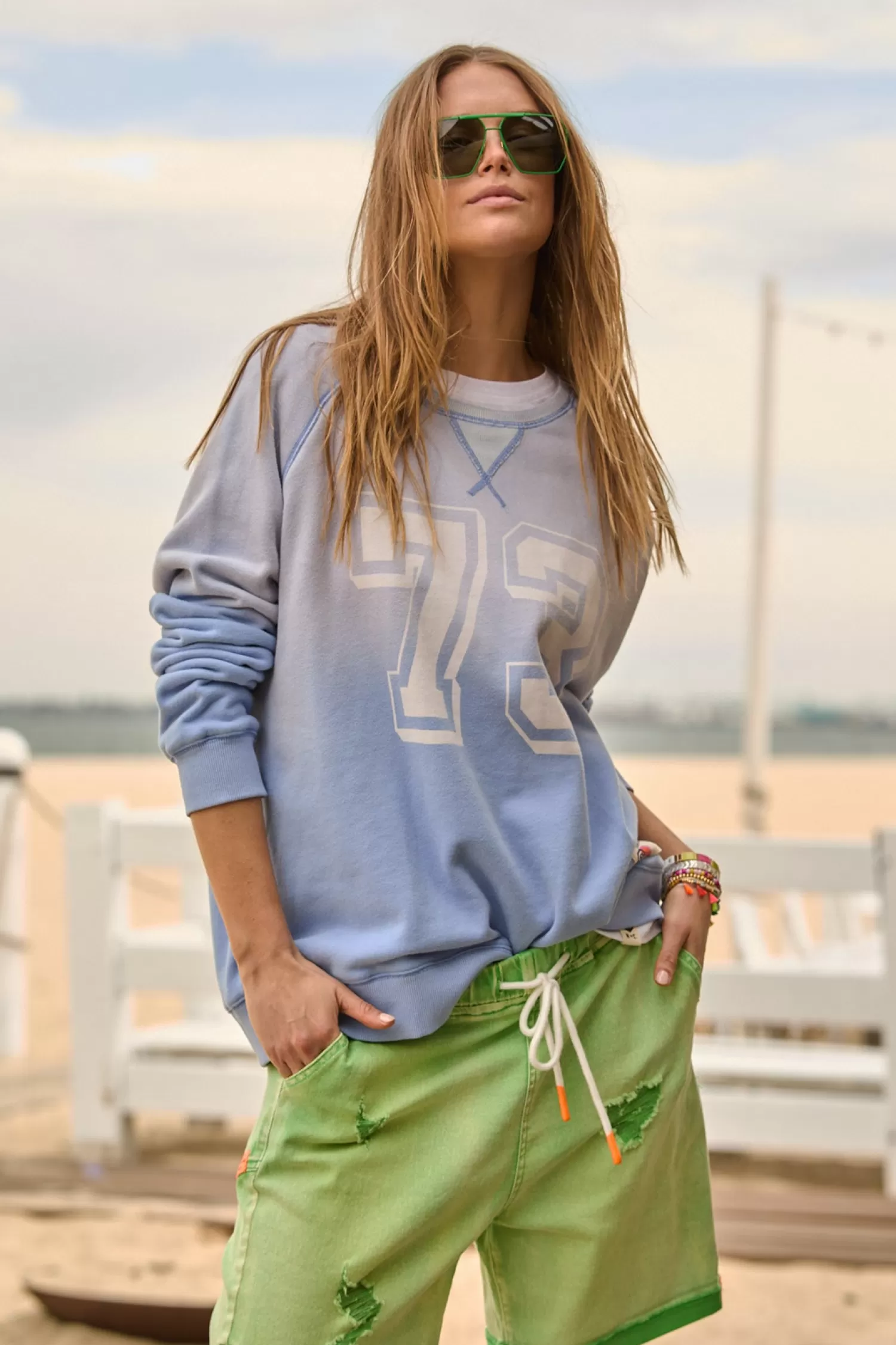 Hammill + Co Jumpers & Knitwear*Vintage Sun Fade Sweat - Blue - HC19