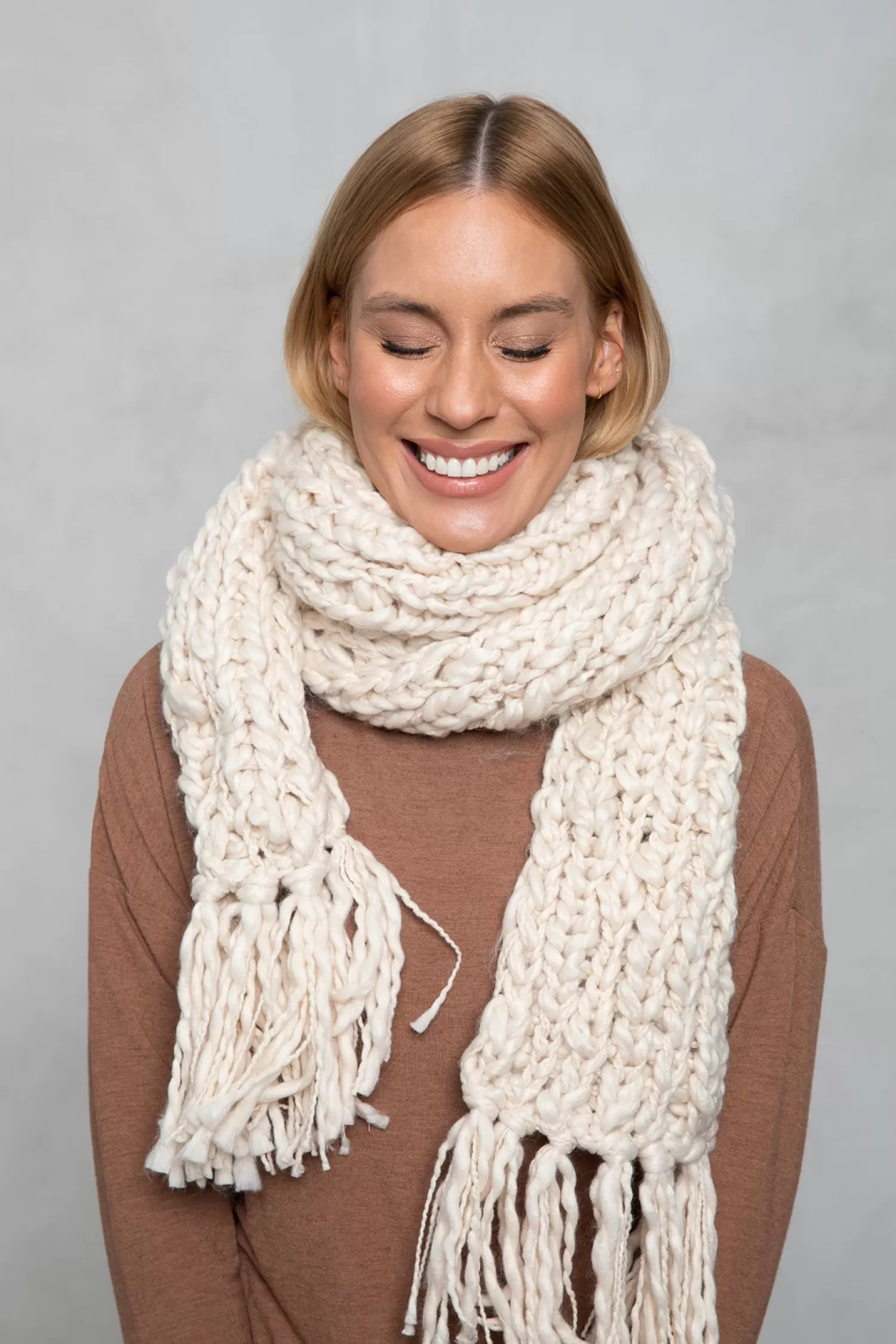 Holiday Scarves & Wraps*Winter Wonderland Scarf - H19
